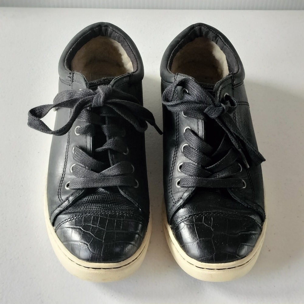 UGG Taya Croco Black Leather Tie Up Sneakers 8 Fur Travel Comfort Sporty - Picture 2 of 9